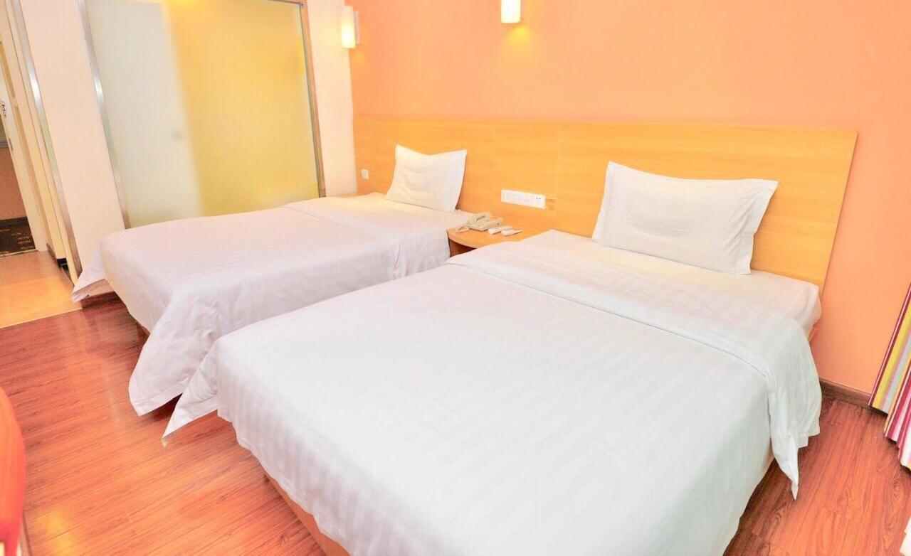 7Days Inn Guangzhou Tianhe Yantang Yue Ken Road Екстер'єр фото