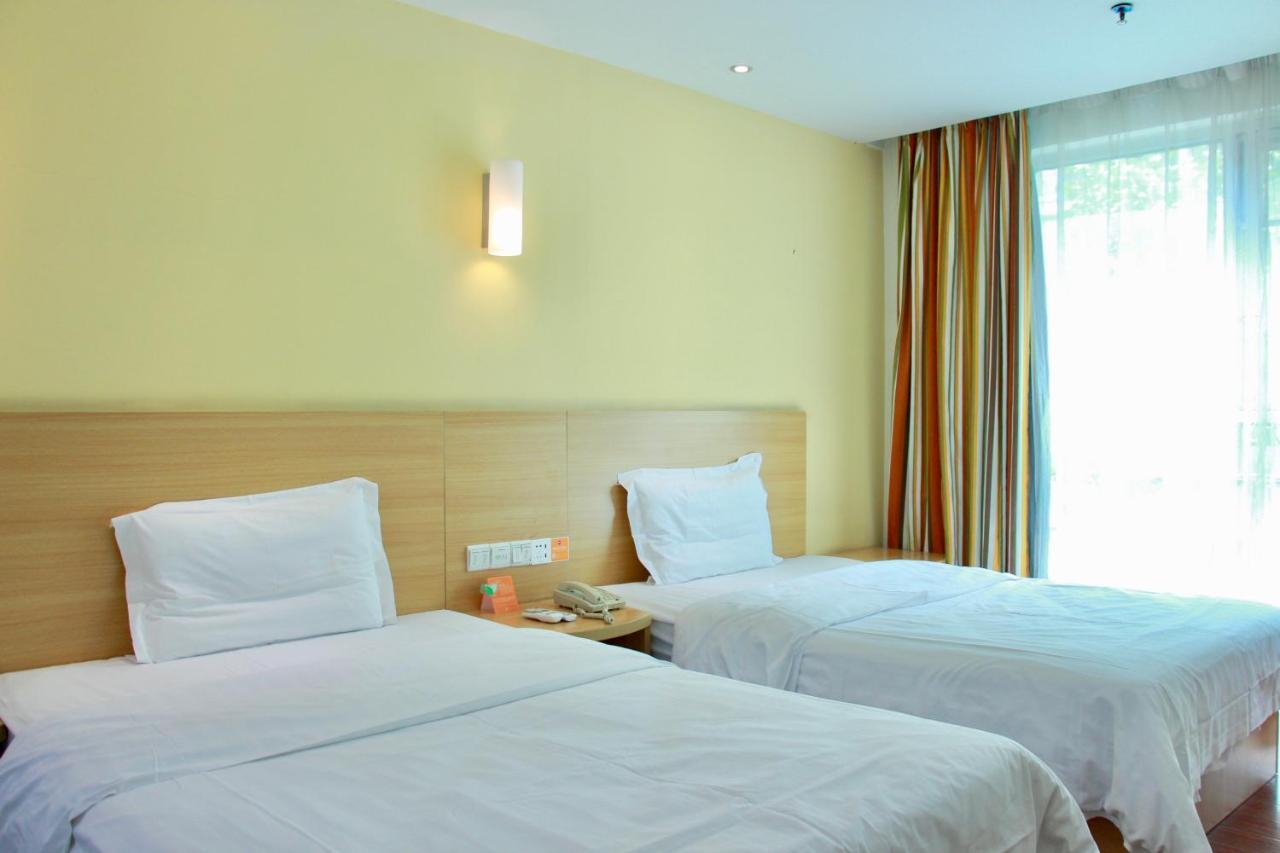 7Days Inn Guangzhou Tianhe Yantang Yue Ken Road Екстер'єр фото